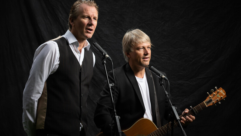 Simon & Garfunkel On Tour